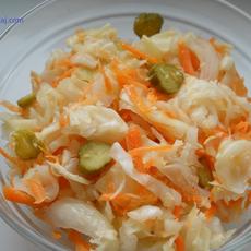 Salata od kiselog kupusa i rena